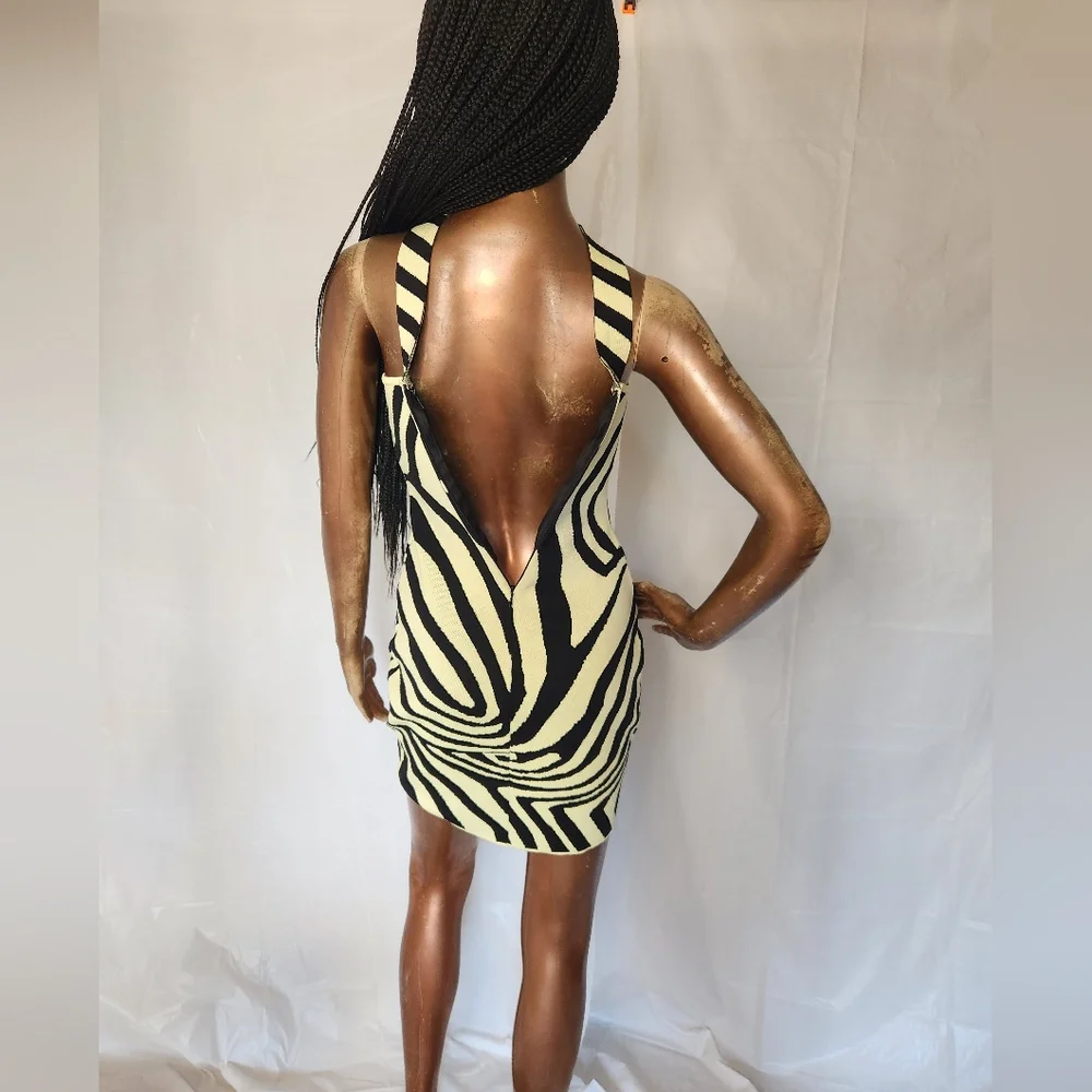Zebra Print Bodycon Mini Dress w/ Choker Neck - Picture 10 of 13